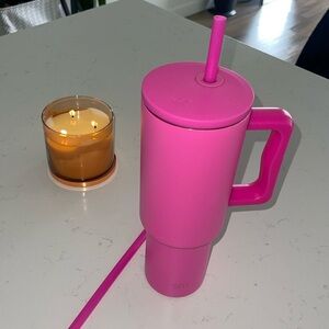 Simple modern hot pink 40 oz tumbler